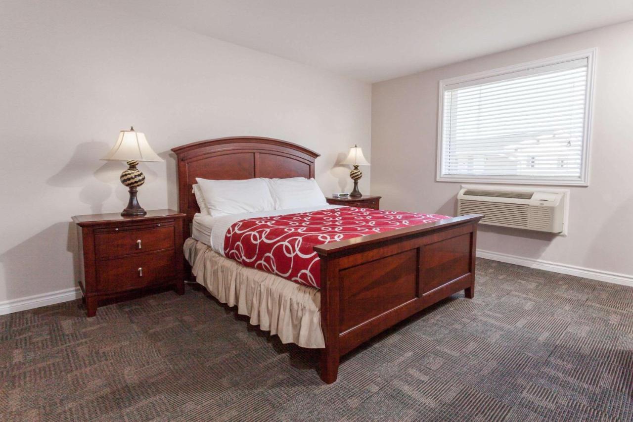 ซูเปอร์ 8 บาย วินด์แฮม เคิร์กแลนด์ เลก Hotel Kirkland Lake ภายนอก รูปภาพ